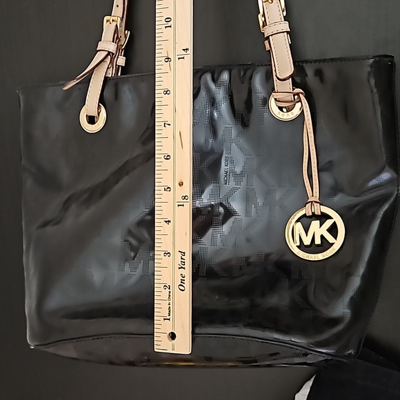 MICHAEL Michael Kors Jet Set Black Patent shoulder bag - Picture 9 of 14